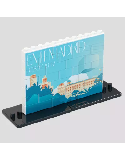 Puzle de construcción vertical de 27 piezas con doble peana.