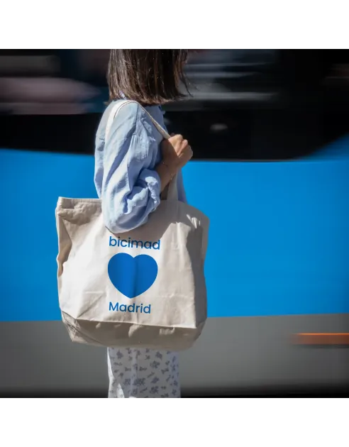 Bolsa de tela en algodón orgánico con motivos impresos de bicimad.